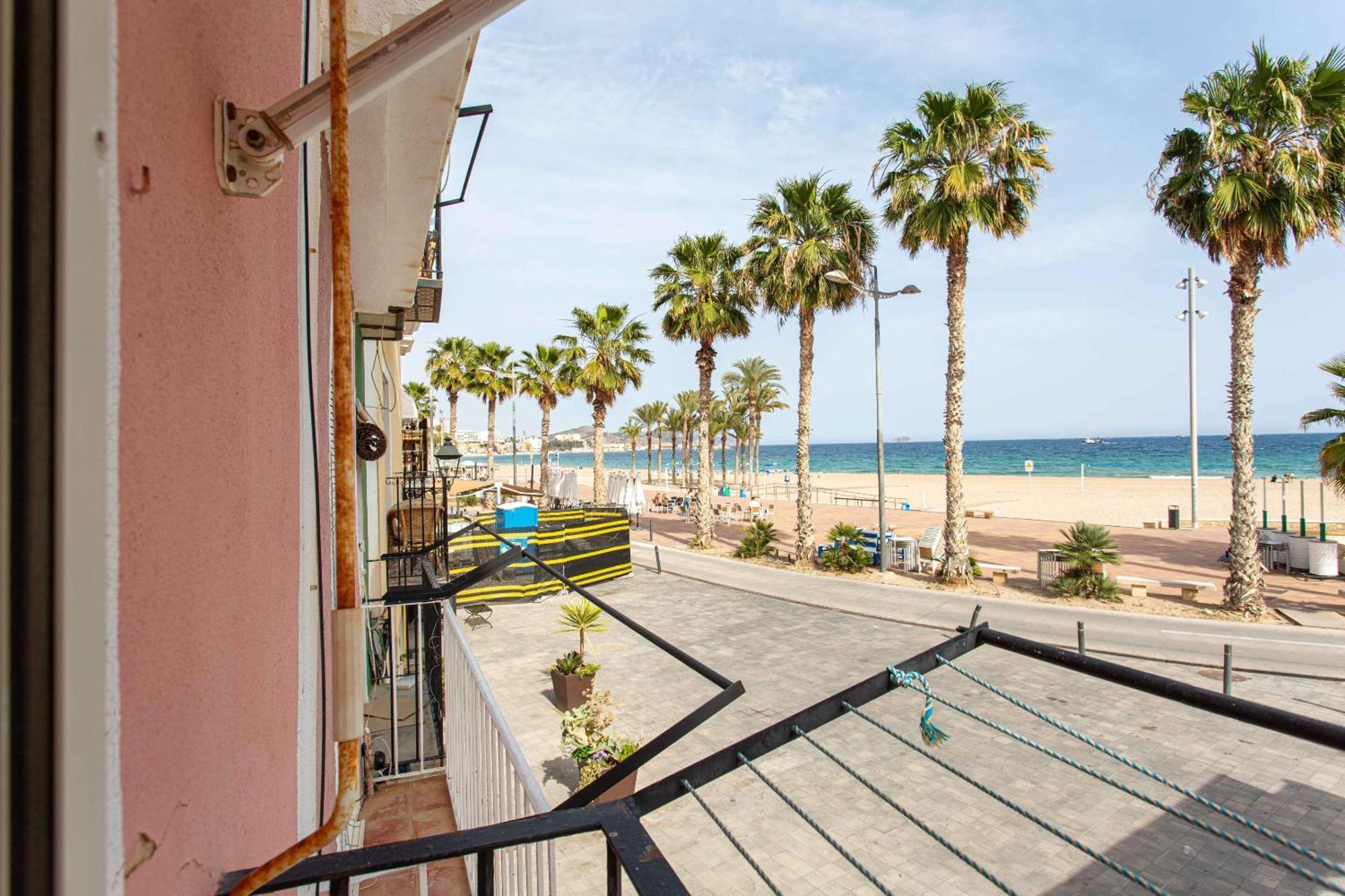 Arsenal 31 By Seaward Suites Villajoyosa Luaran gambar